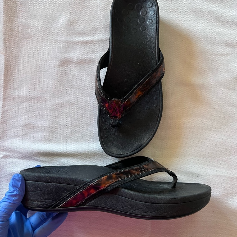 Vionic tide Black and Brown Women's Sandals - Picture 5 of 10